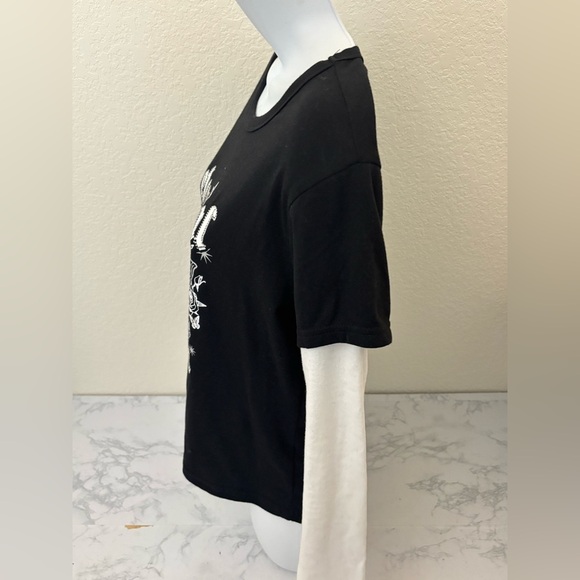 Cult Favorite Long Sleeve Top Twofer Womens XL Eternal Balance Bead Jewel Emo​ - Picture 3 of 6